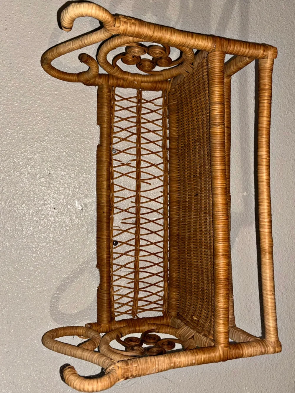 Vintage Boho Wicker Rattan Wall Shelf with Towel Bar & Scroll Sides